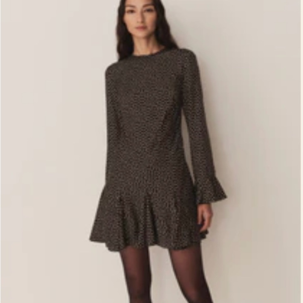 Doen Black and White Long Sleeve Dress